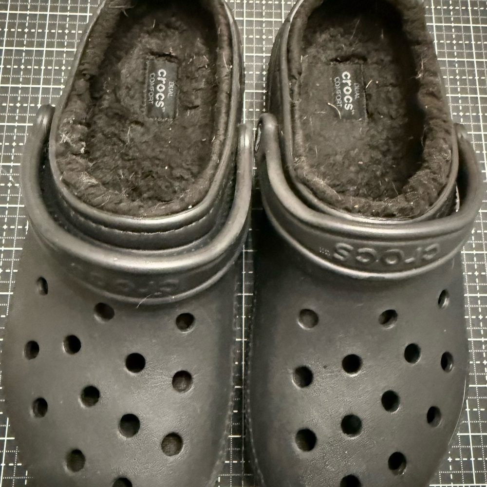 Crocs Women Black Clogs/ Woman size 9.5